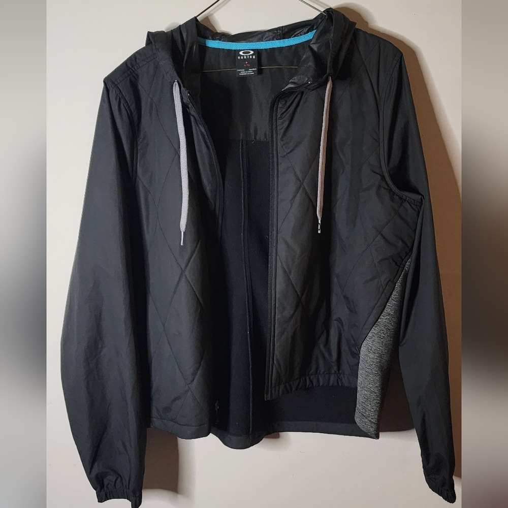 Oakley Light Jacket - Picture 4 of 8
